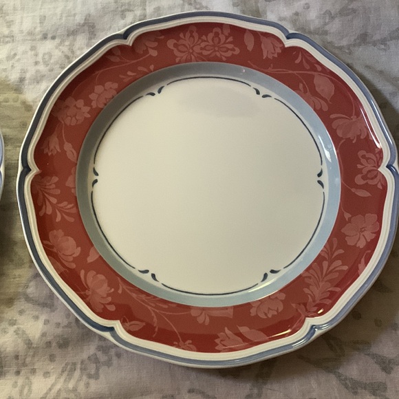 Set of 2 VILLEROY & BOCH Cottage Red Dinner Plates Porcelain Country Collection - Picture 4 of 5